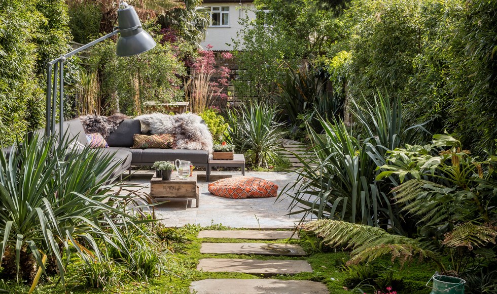 5 Luxurious Indoor-Outdoor Garden Ideas to Consider in 2021