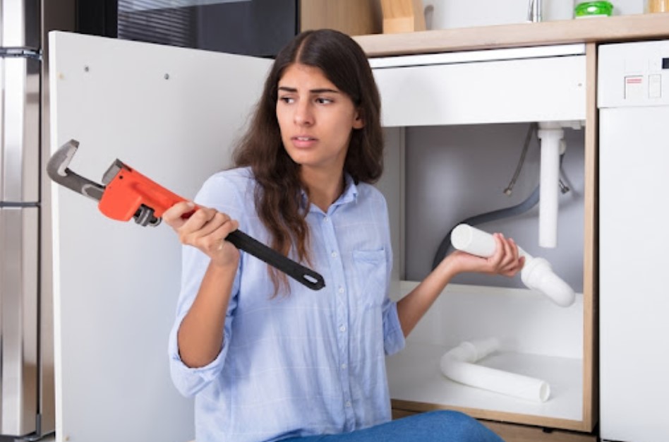 Plumbing Problems You Shouldn't Fix Yourself
