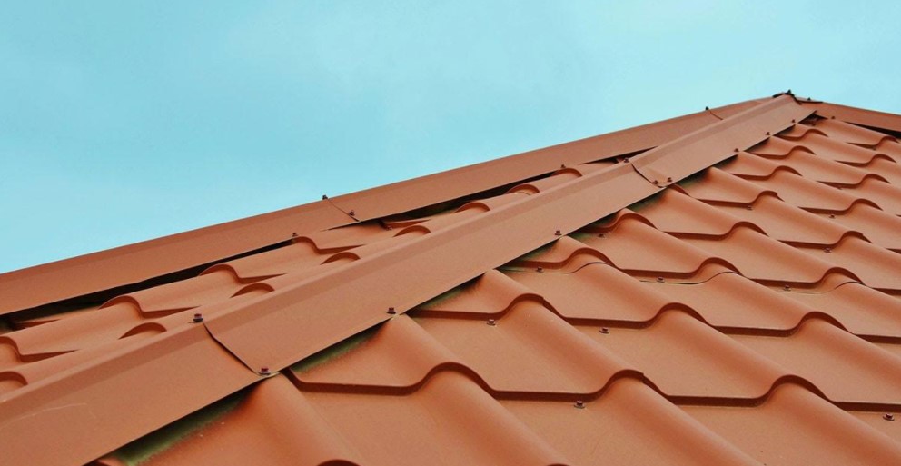 What to Look For When Hiring a Roofing Contractor?
