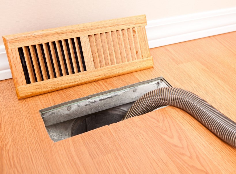 6 Questions to Ask Before Hiring an Air Duct Cleaning Company